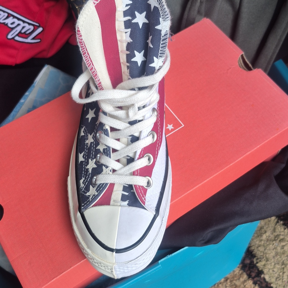 Converse Navy and White Star High-Tops - Picture 2 of 4